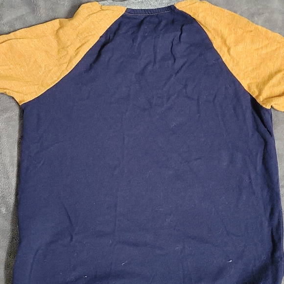 Shirt - Picture 3 of 3